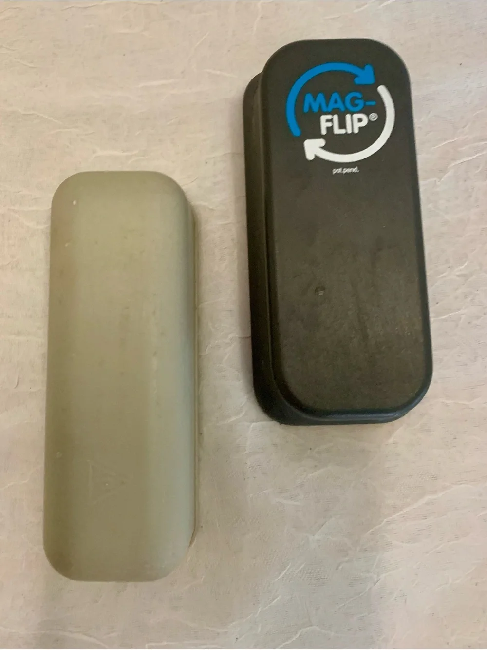 Set of two,MAG-FLIP Magnetic Aquarium Cleaner